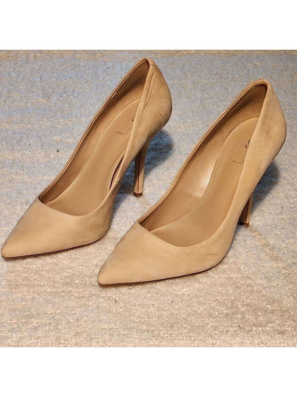 Aldo high heels point toe nude faux suede pumps size 7US